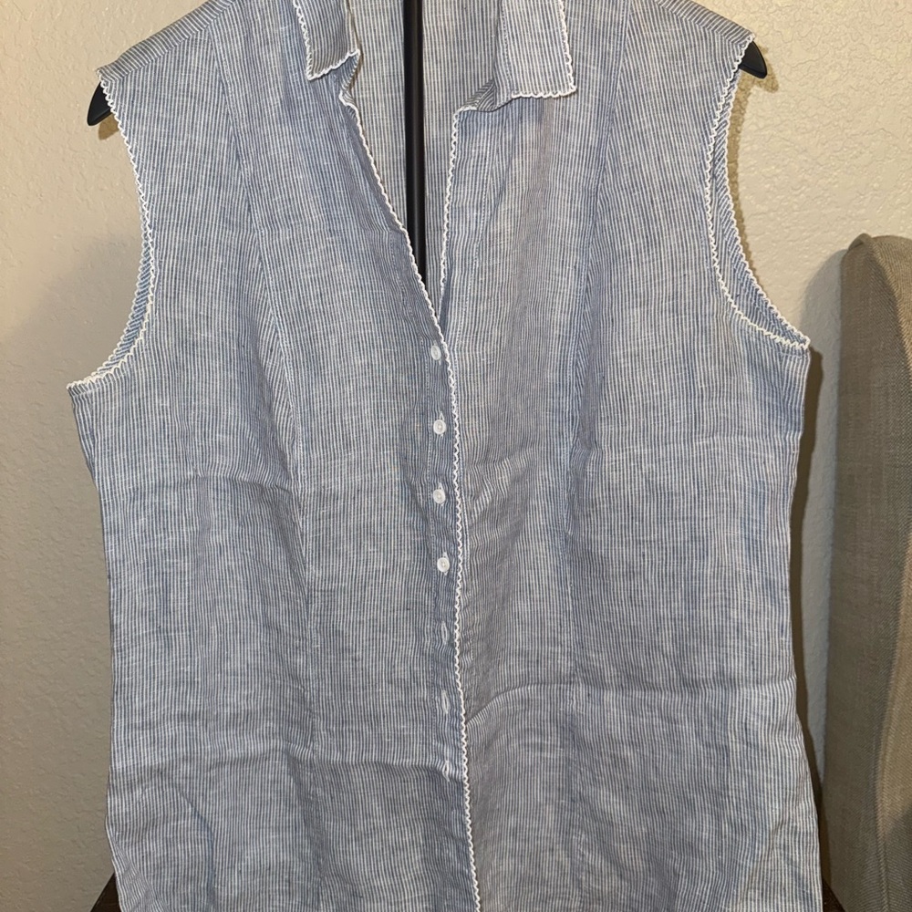 Gorsuch Blue Striped Sleeveless Button Down Shirt